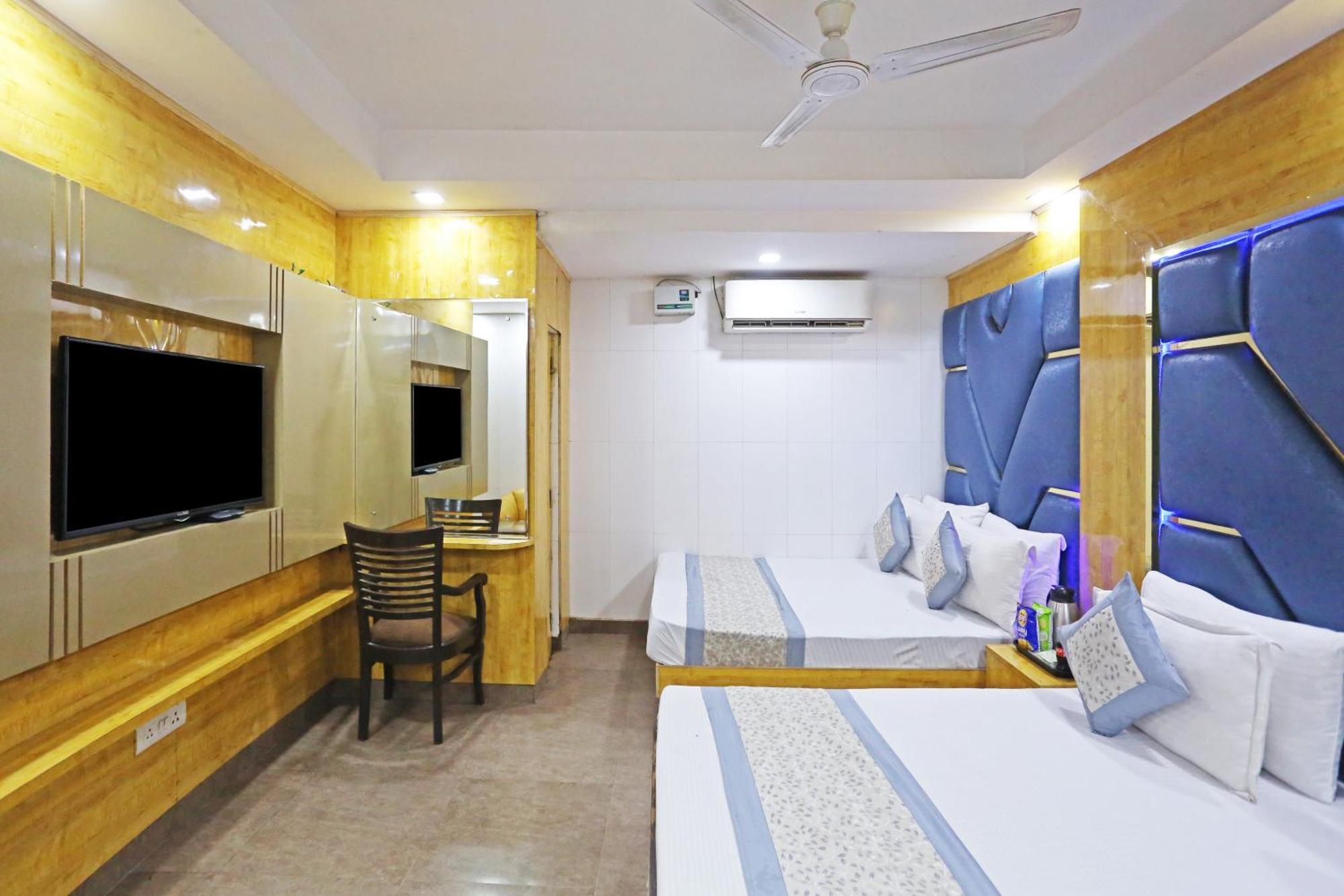 Hotel Preet Palace -5 Mints Walk From Nizamuddin Railway Station New Delhi Luaran gambar