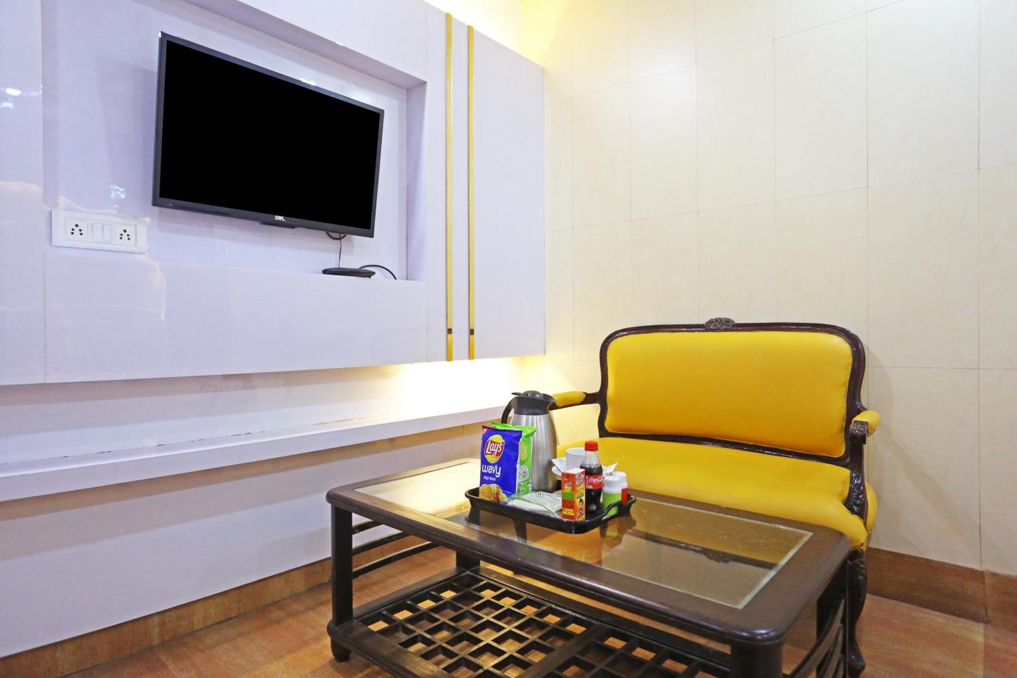Hotel Preet Palace -5 Mints Walk From Nizamuddin Railway Station New Delhi Luaran gambar